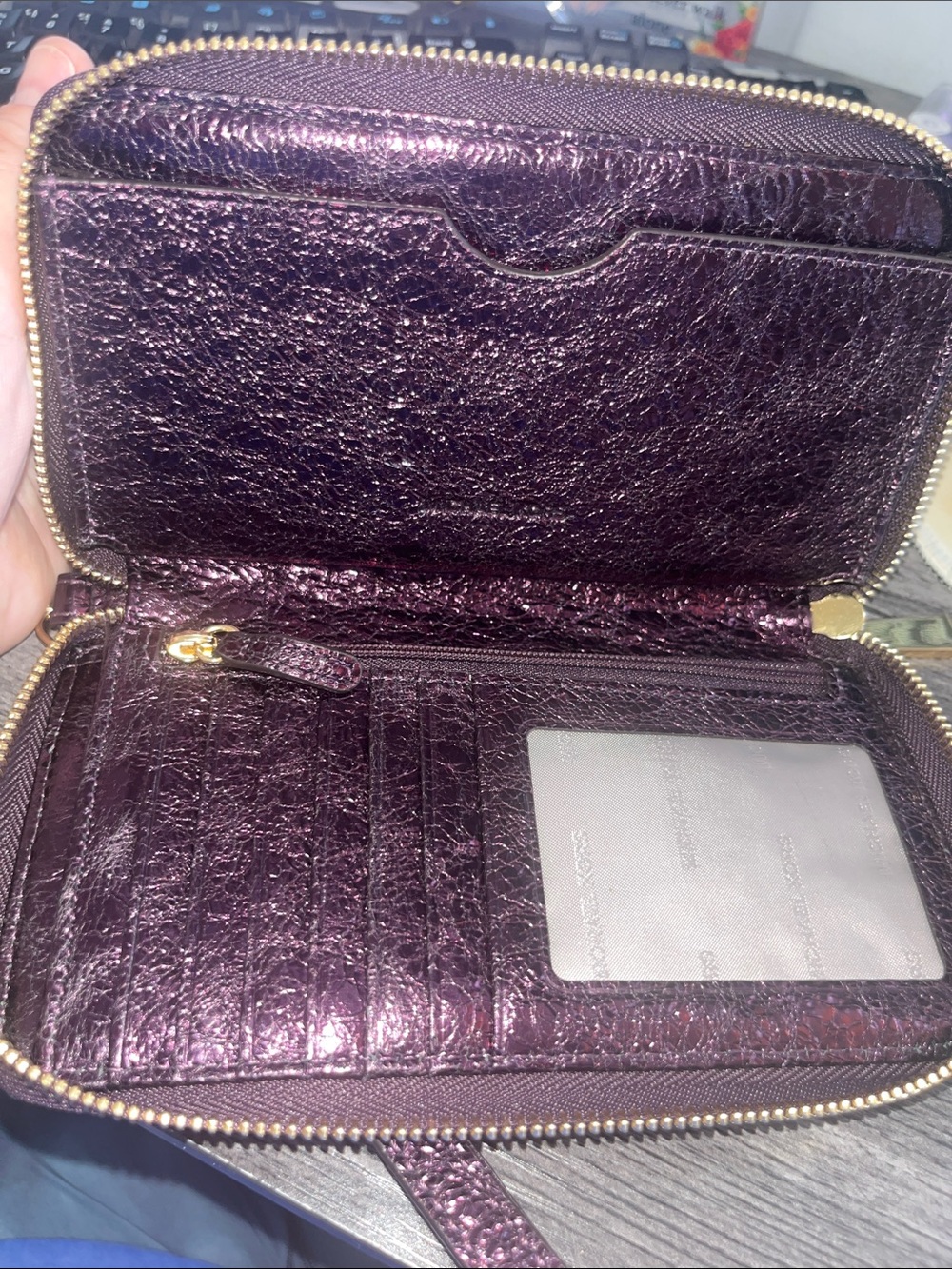 Michael Kors Dawson Pyramid Quilted Purple Metallic Wristlet - Picture 6 of 9